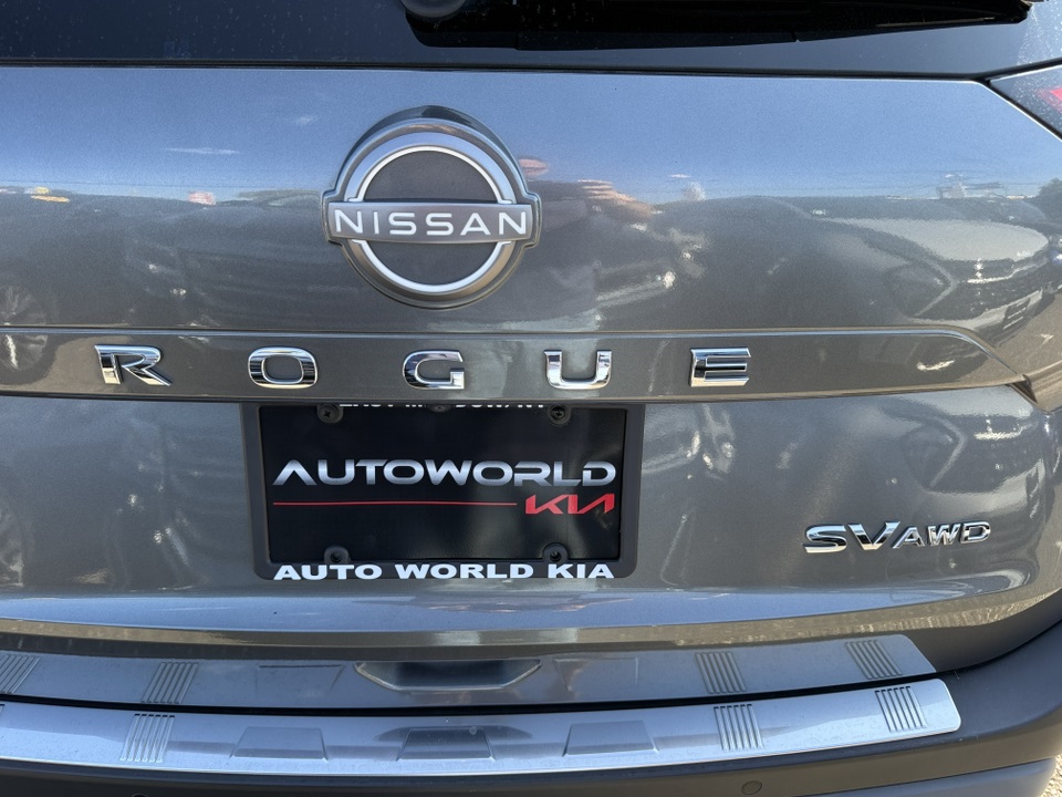 2023 Nissan Rogue SV photo 38
