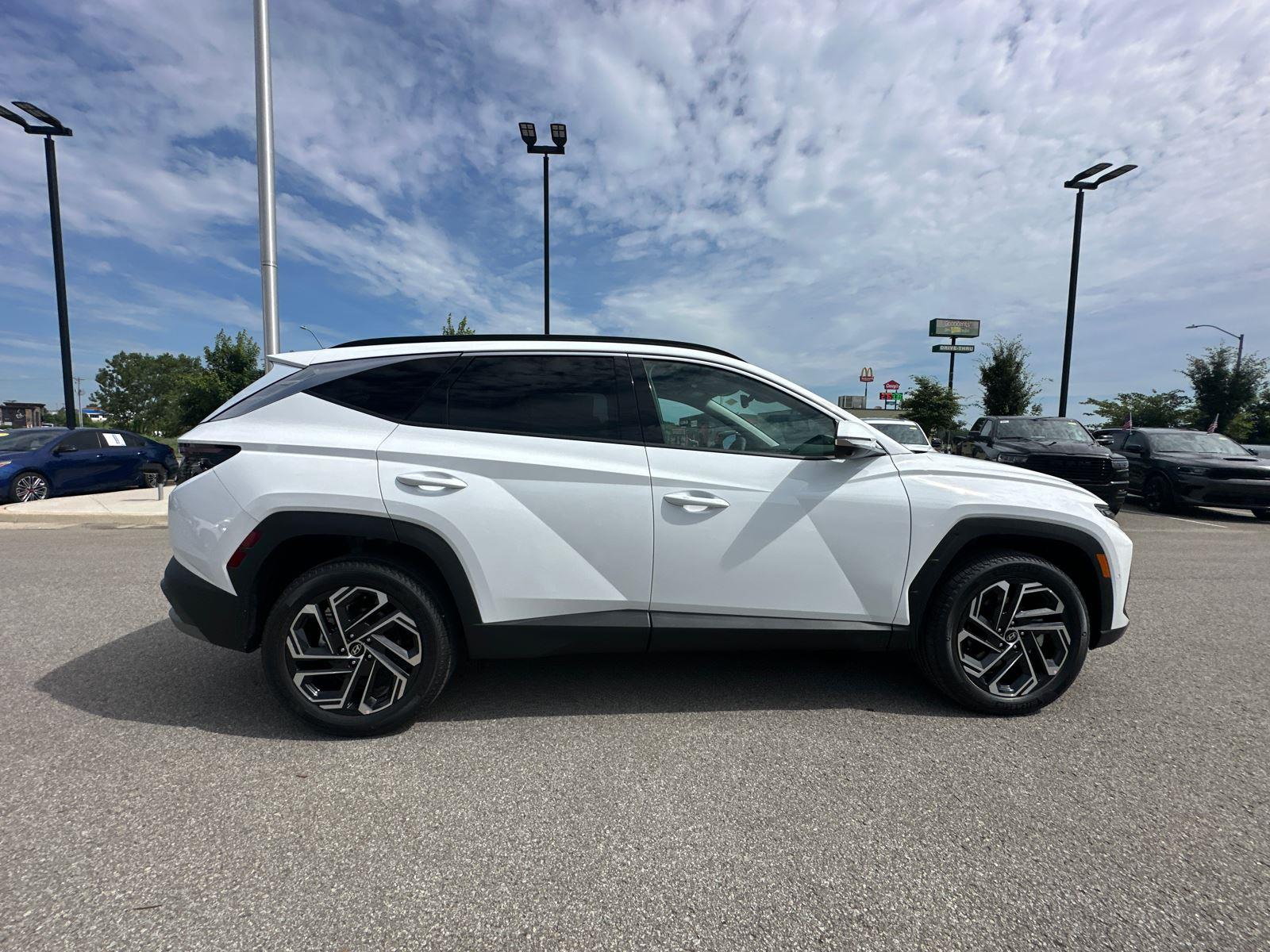 2025 Hyundai Tucson Limited photo 4
