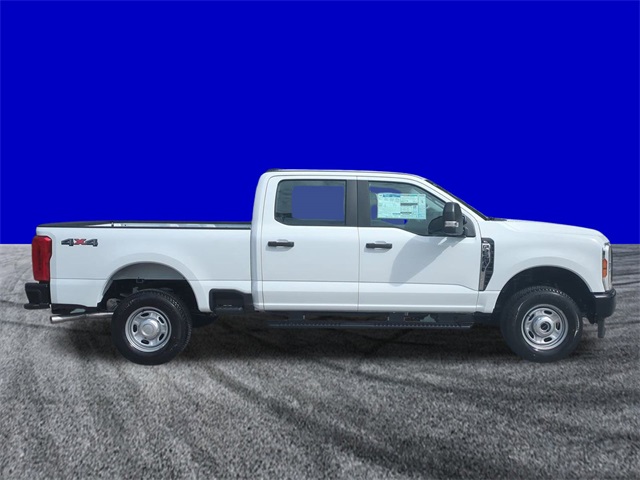 2025 Ford F-250 XL photo 3