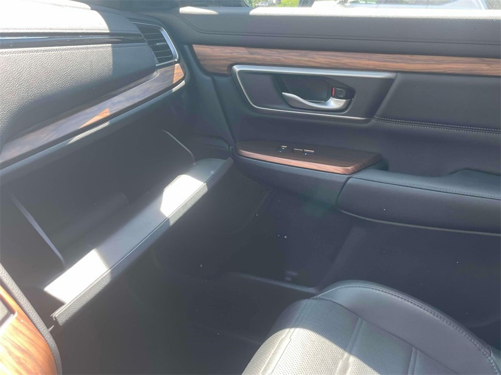 2021 Honda CR-V Hybrid Touring photo 31