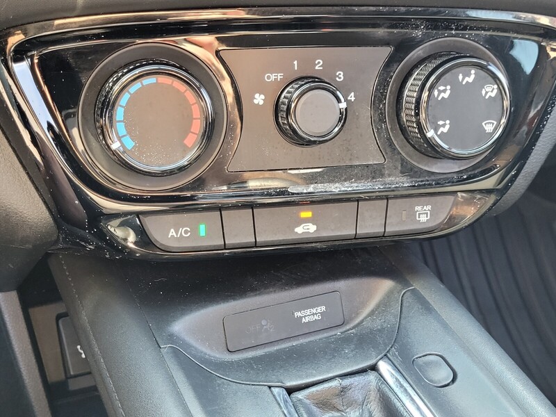 2016 Honda HR-V LX photo 19