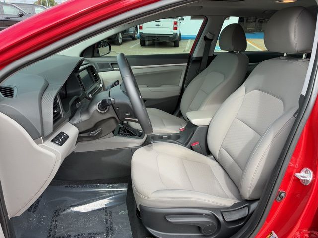 2020 Hyundai Elantra Value Edition photo 13