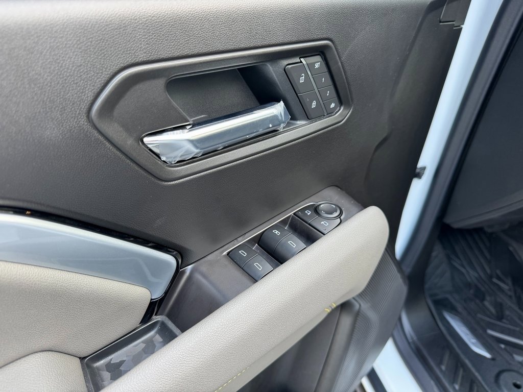 2026 Chevrolet Colorado ZR2 photo 35