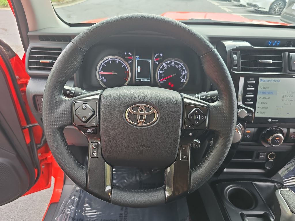 2024 Toyota 4Runner TRD Off-Road photo 16