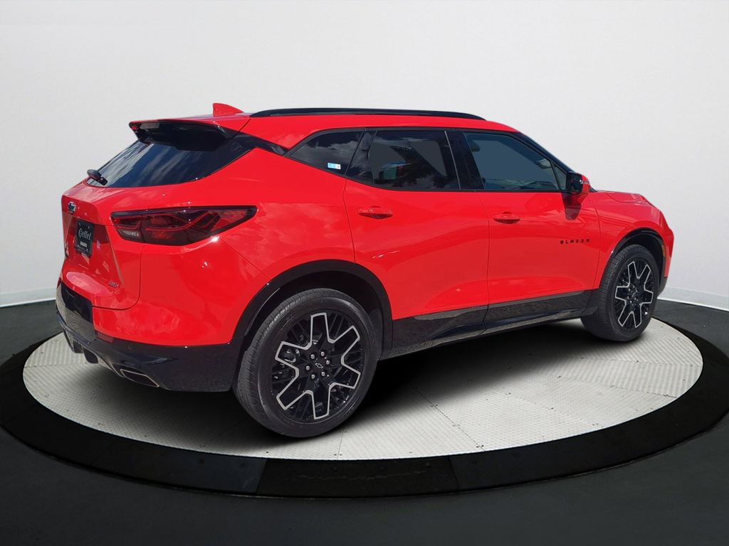 2023 Chevrolet Blazer RS photo 4