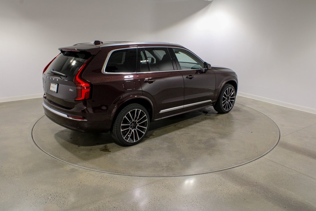 2026 Volvo XC90 Plus photo 6