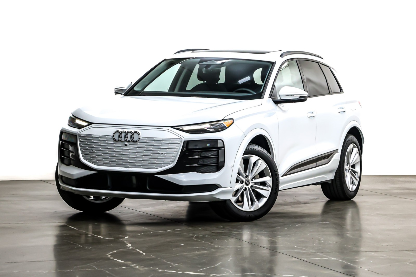 2025 Audi Q6 e-tron Premium