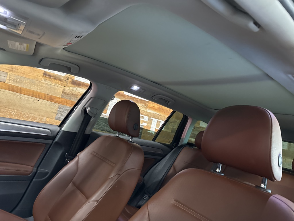 2017 Volkswagen Golf Alltrack TSI SE photo 3