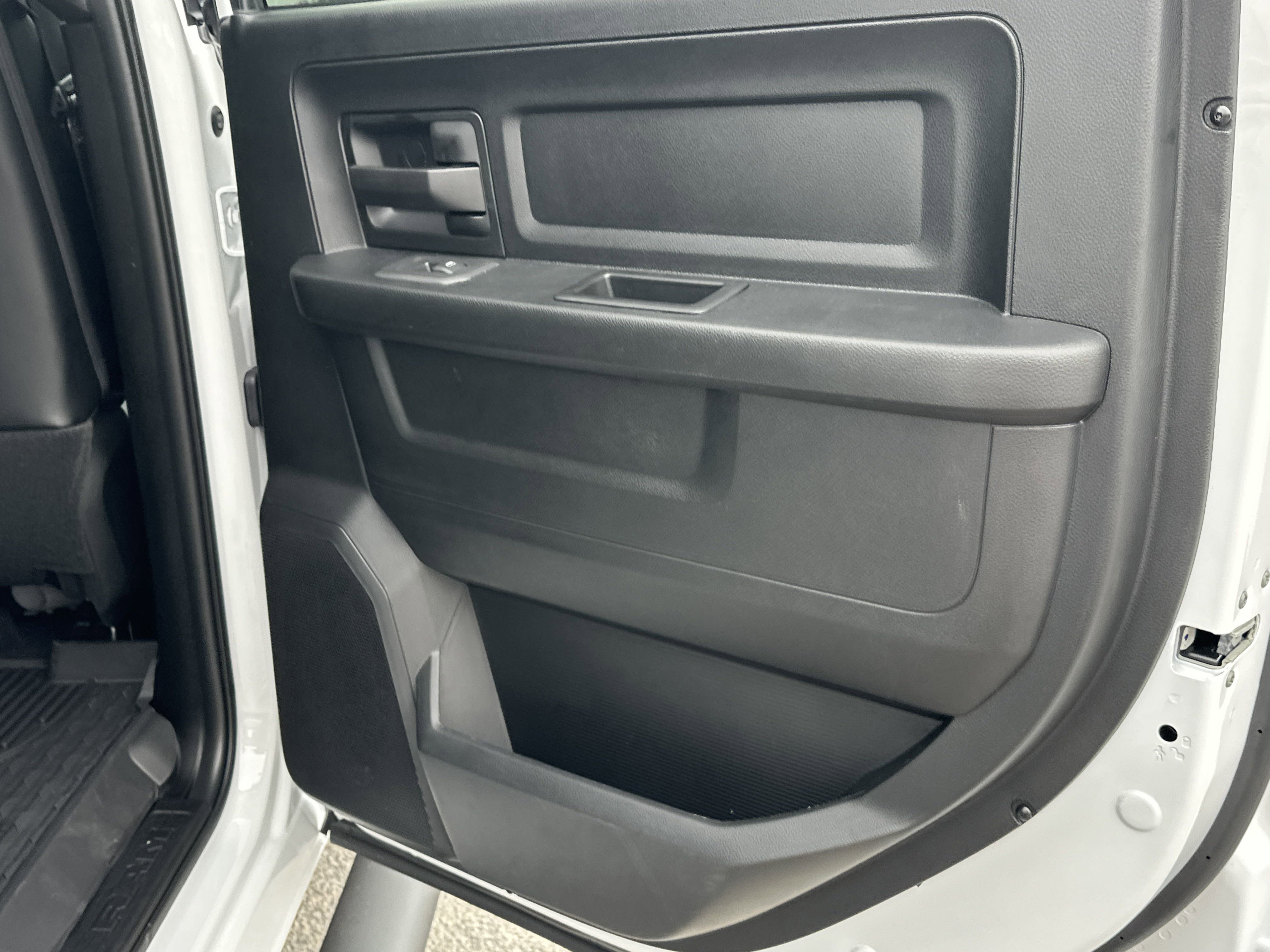 2025 Ram 2500 Tradesman photo 5