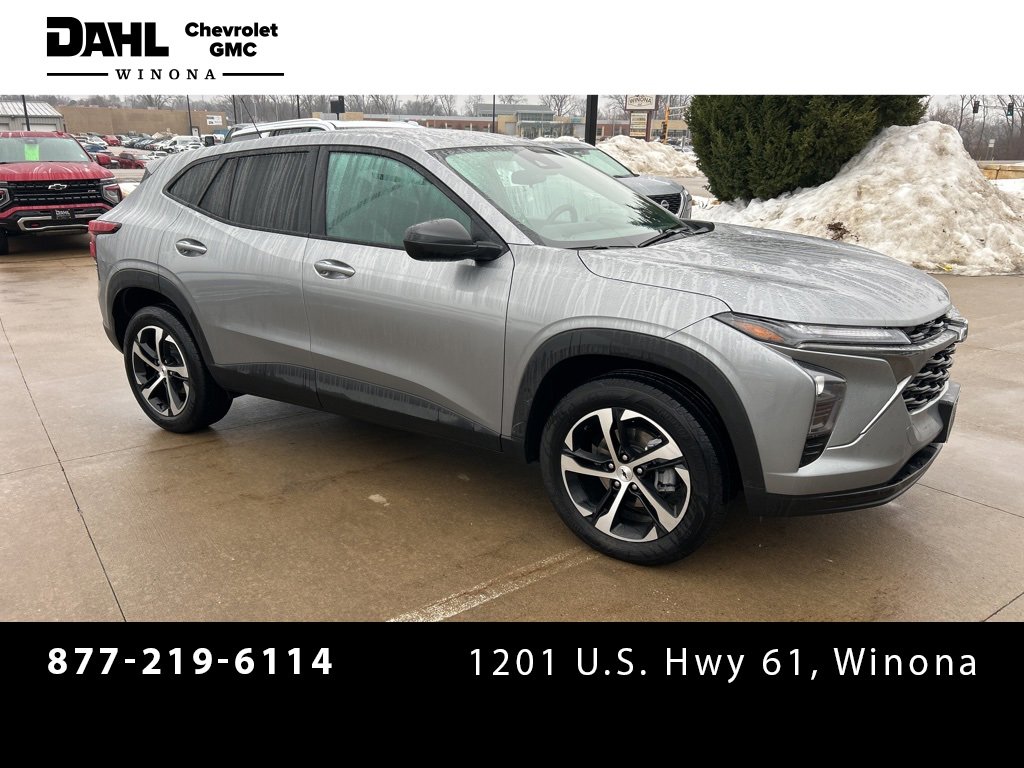 2025 Chevrolet Trax RS's photo