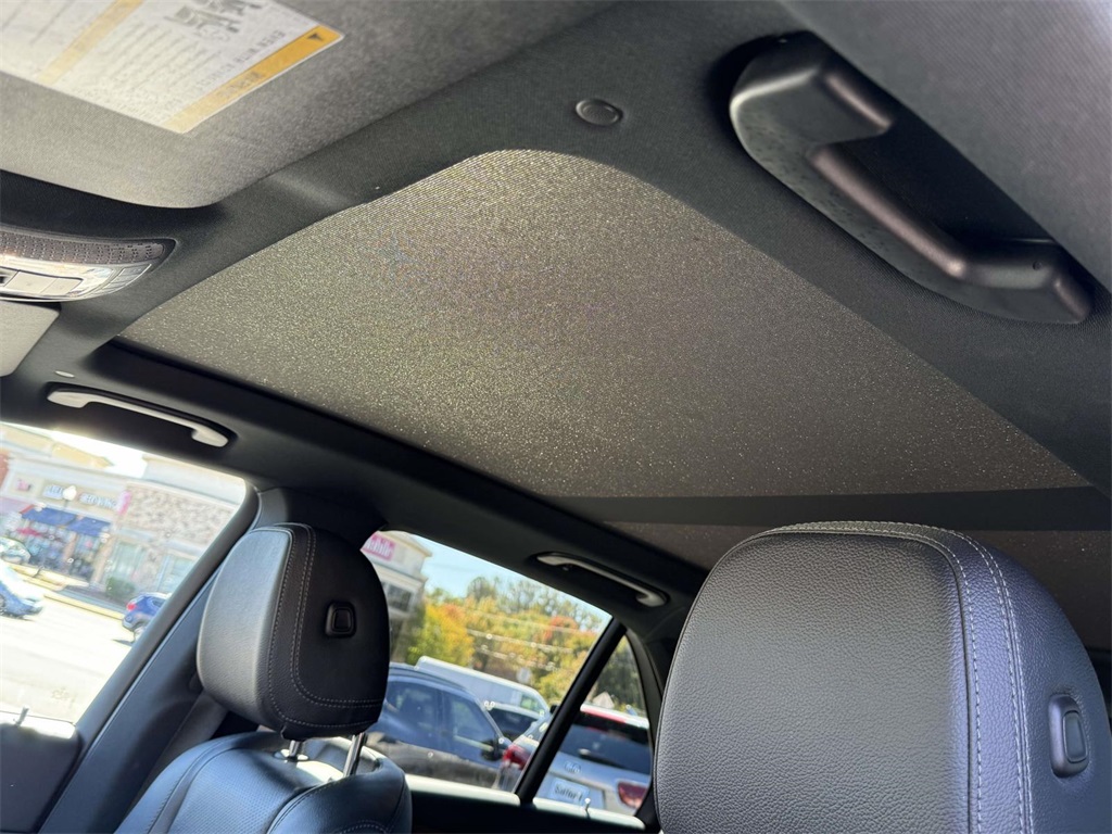 2022 Mercedes Benz GLE 350 4MATIC photo 4