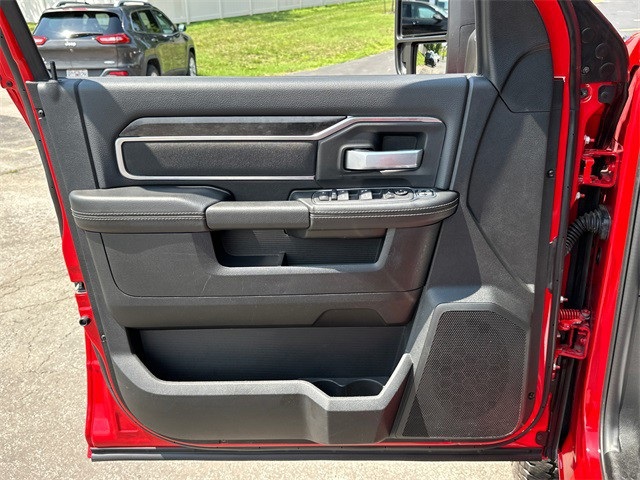 2024 Ram 2500 Big Horn photo 26