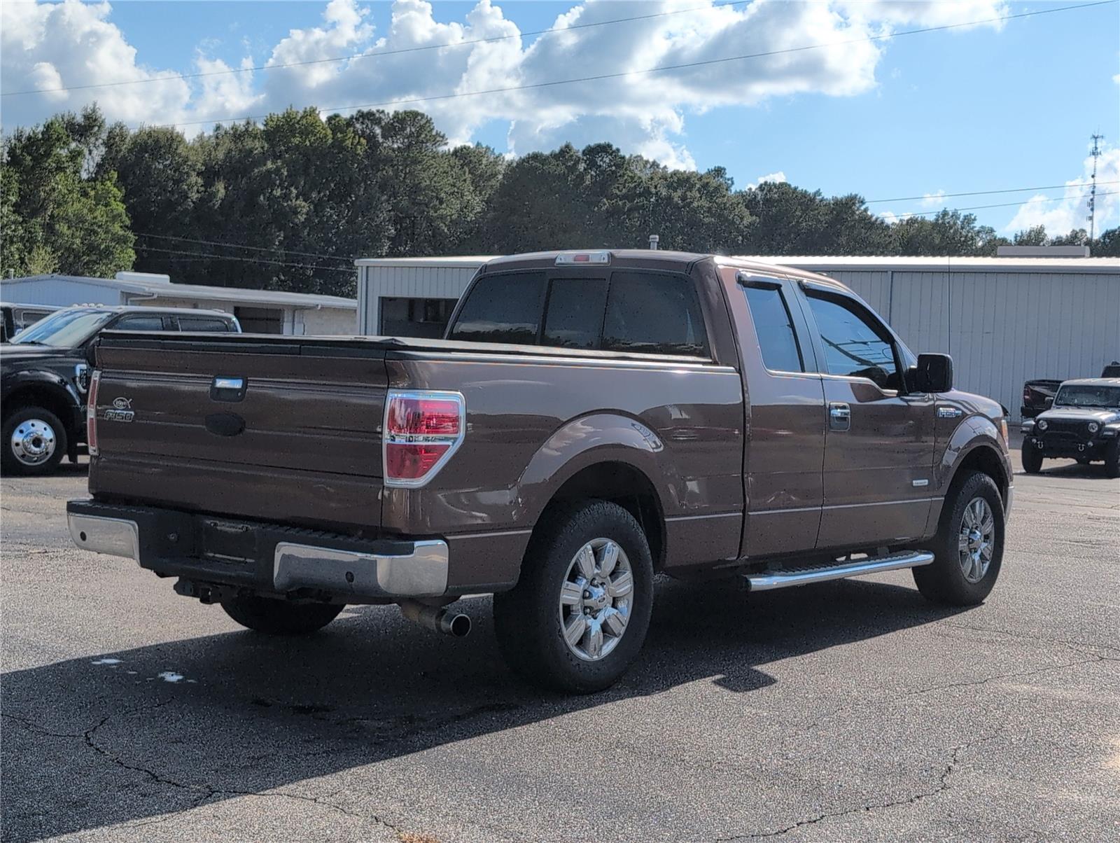 2012 Ford F-150 XLT photo 4