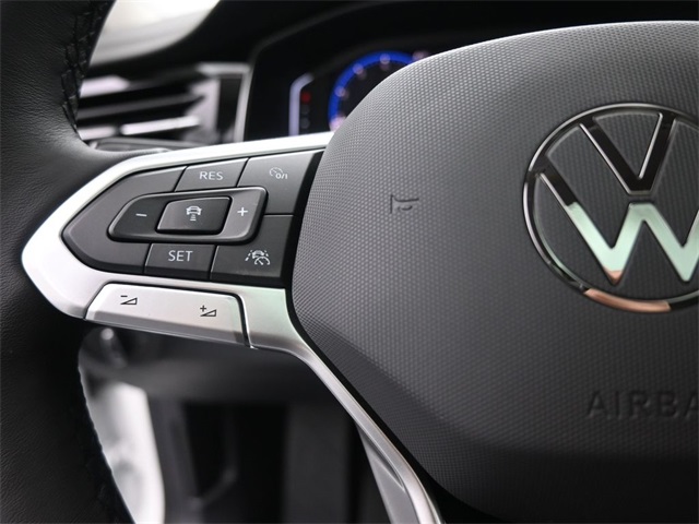 2025 Volkswagen Jetta 1.5T SEL photo 2