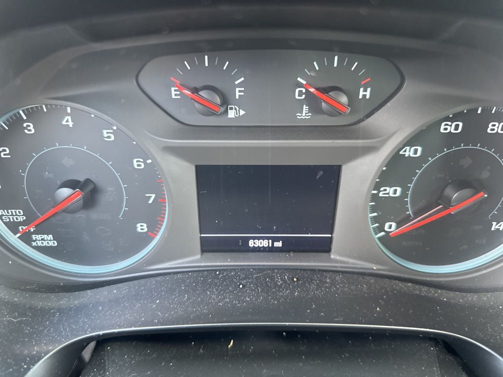 2023 Chevrolet Malibu 1LT photo 2