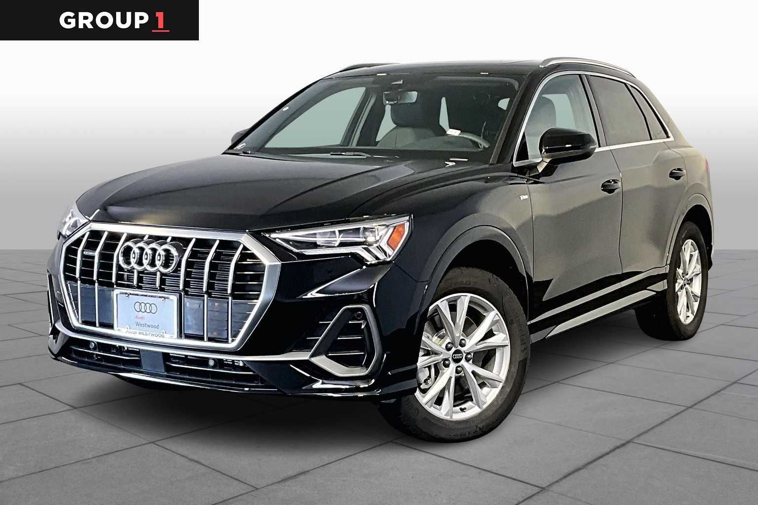 2025 Audi Q3 S Line Premium's photo