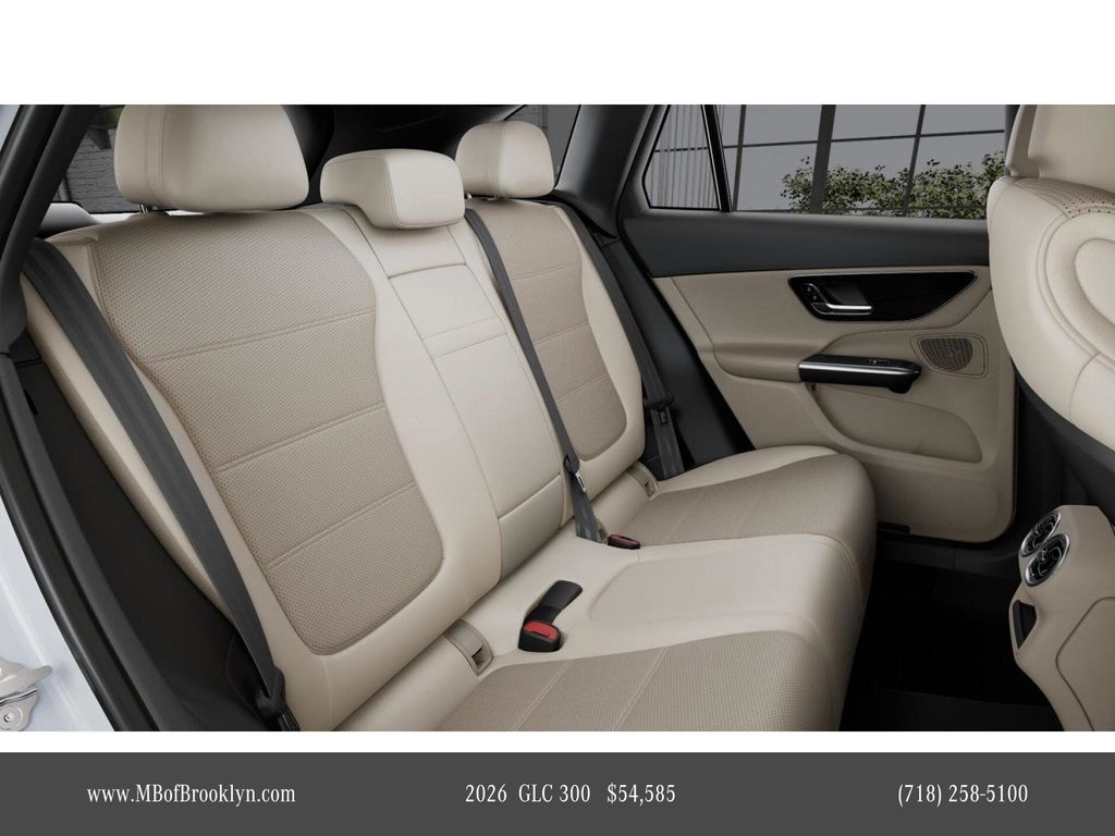 2026 Mercedes Benz GLC 300 4MATIC photo 5