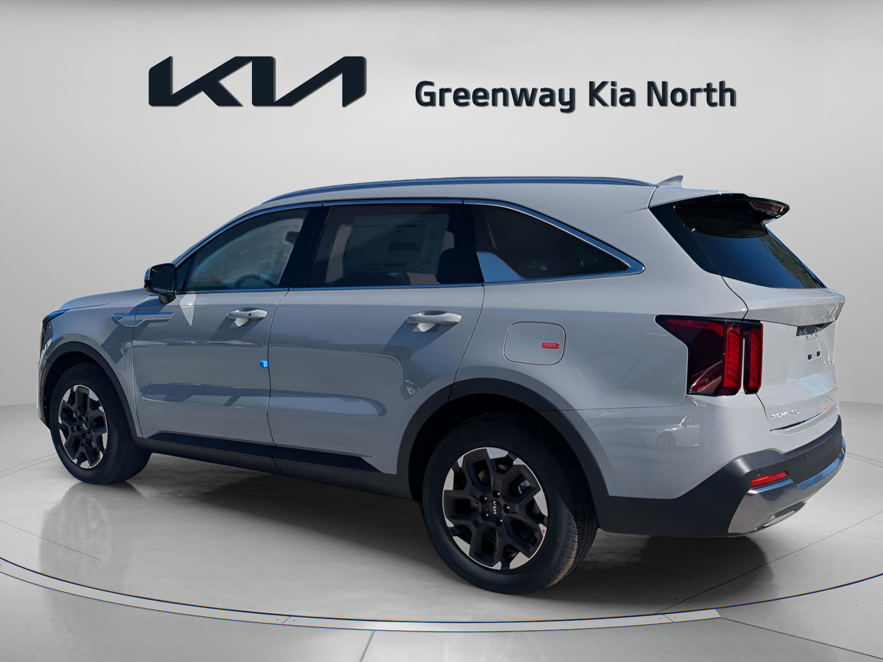 2025 Kia Sorento S photo 3