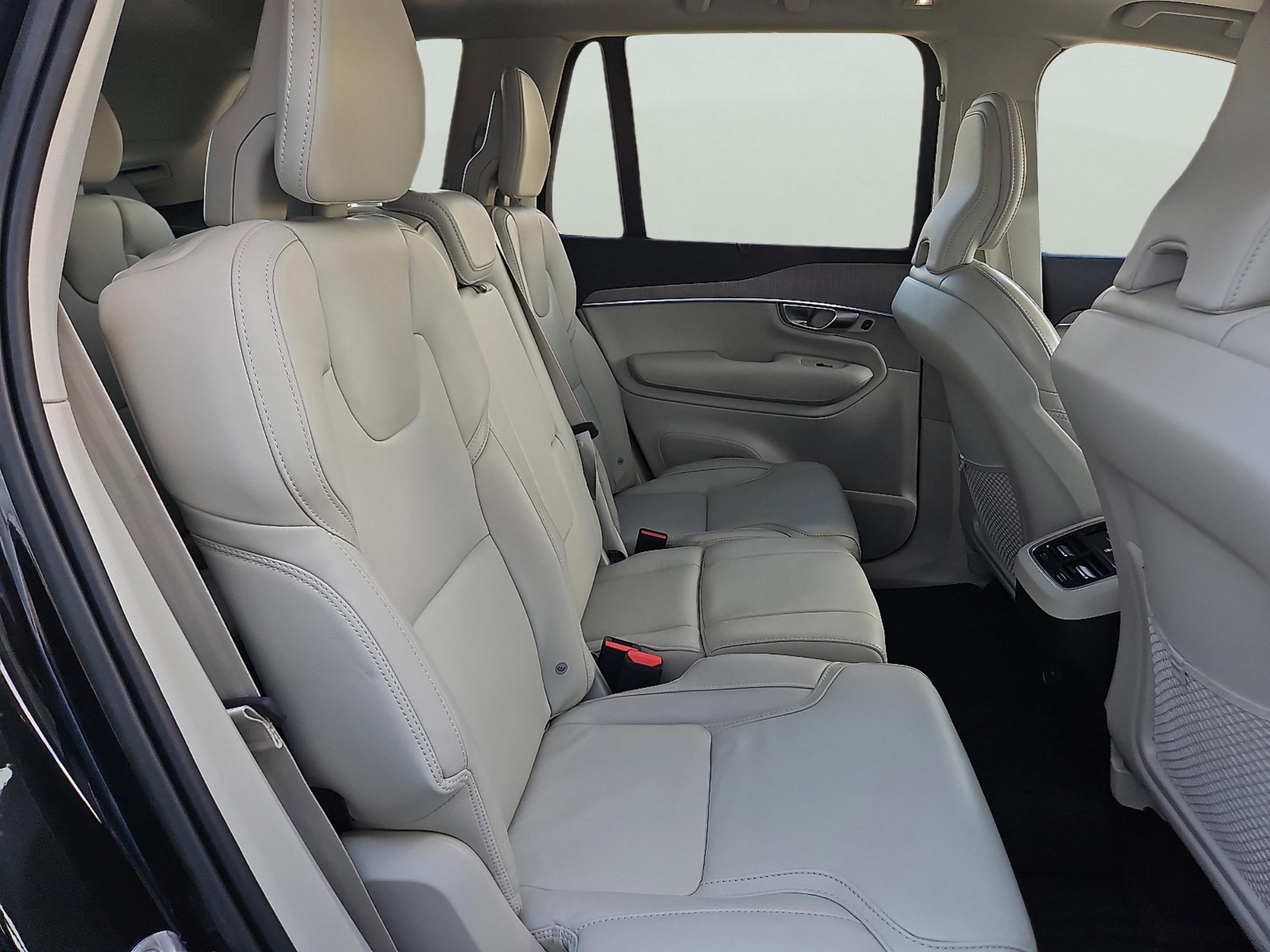 2023 Volvo XC90 Ultimate photo 10