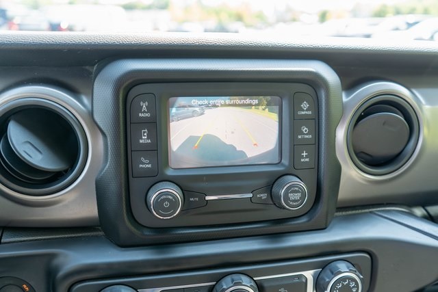 2021 Jeep Wrangler Sport photo 17