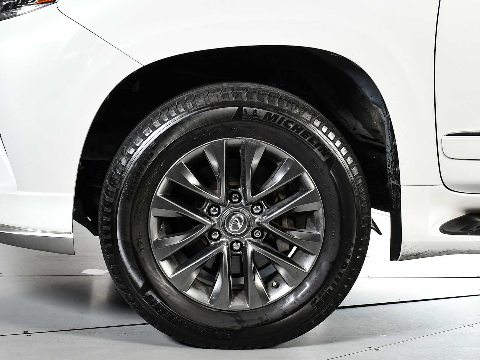 2018 Lexus GX 460 Luxury photo 9