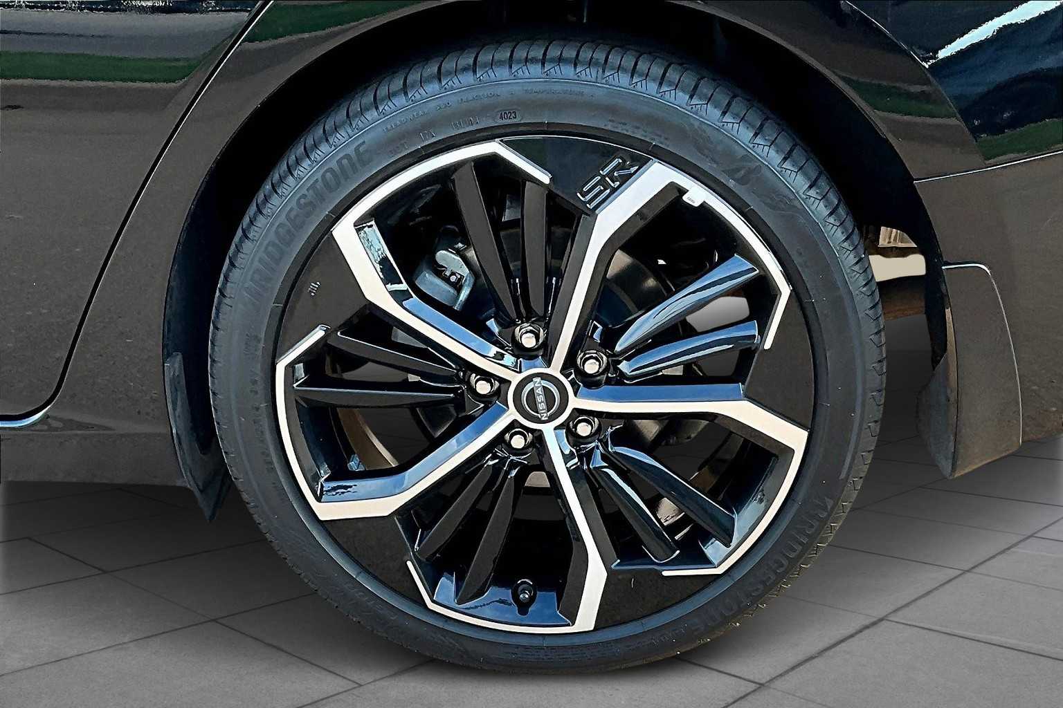 2024 Nissan Altima 2.5 SR photo 10