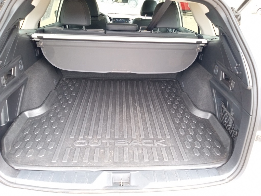 2023 Subaru Outback Onyx Edition photo 18