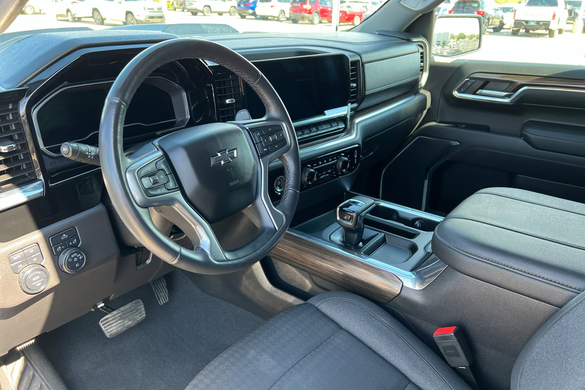 2023 Chevrolet Silverado 1500 LT Trail Boss photo 15