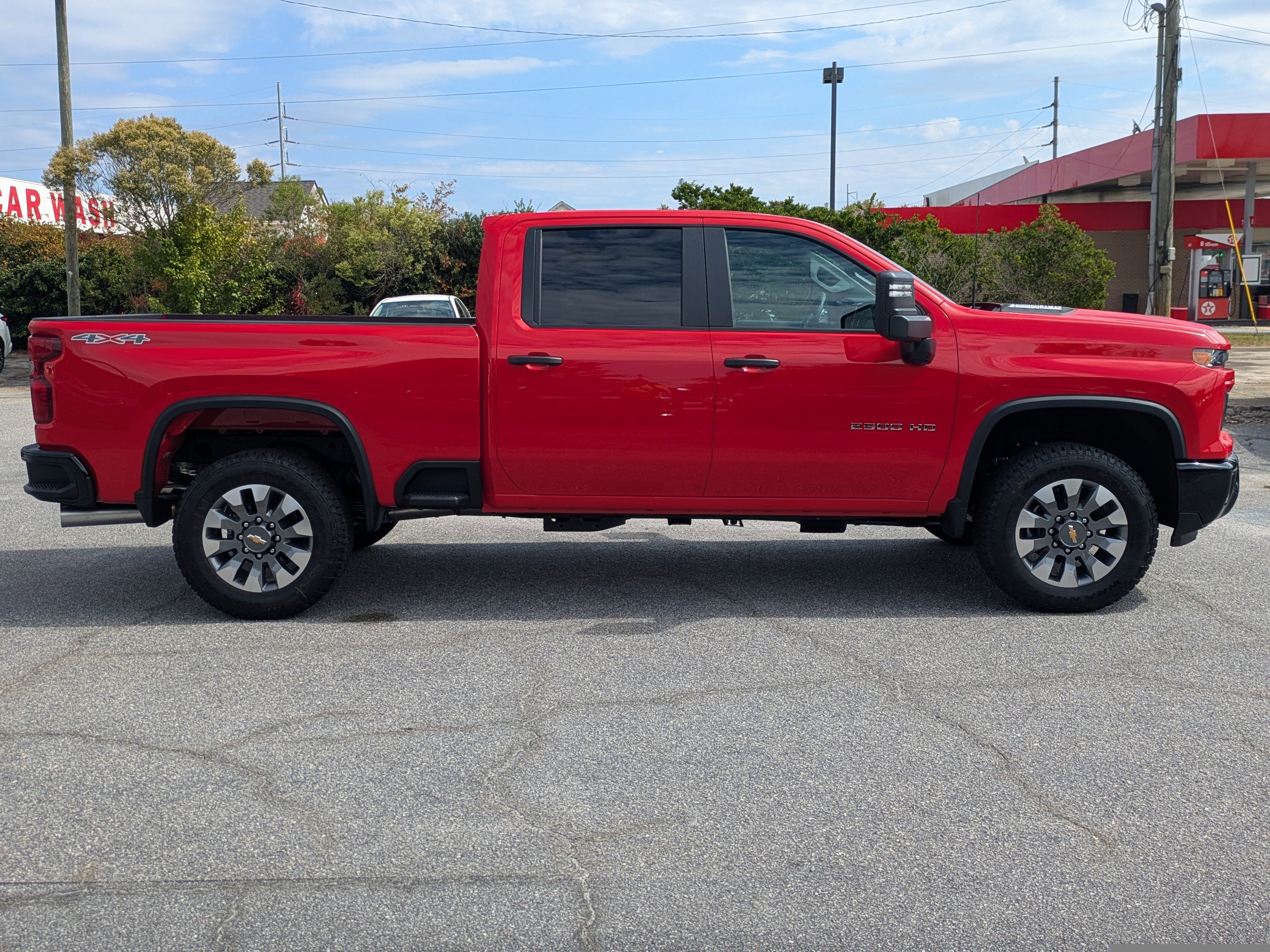 2026 Chevrolet Silverado 2500HD Custom photo 3