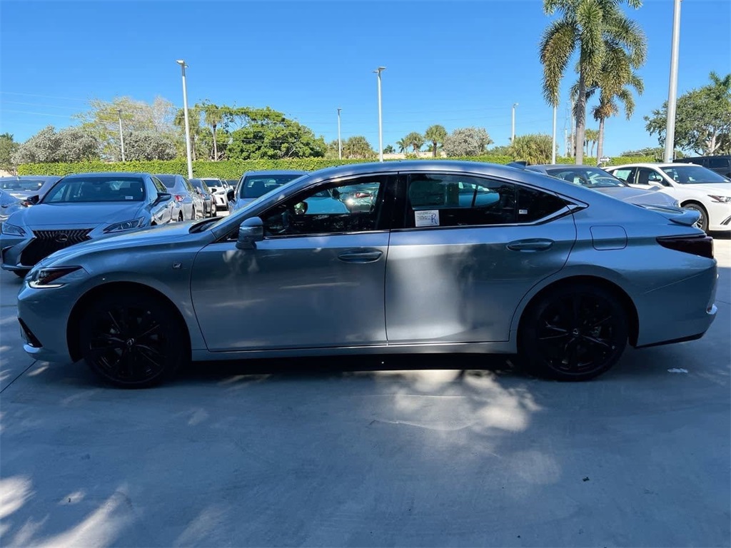2025 Lexus ES 350 F SPORT Handling photo 3