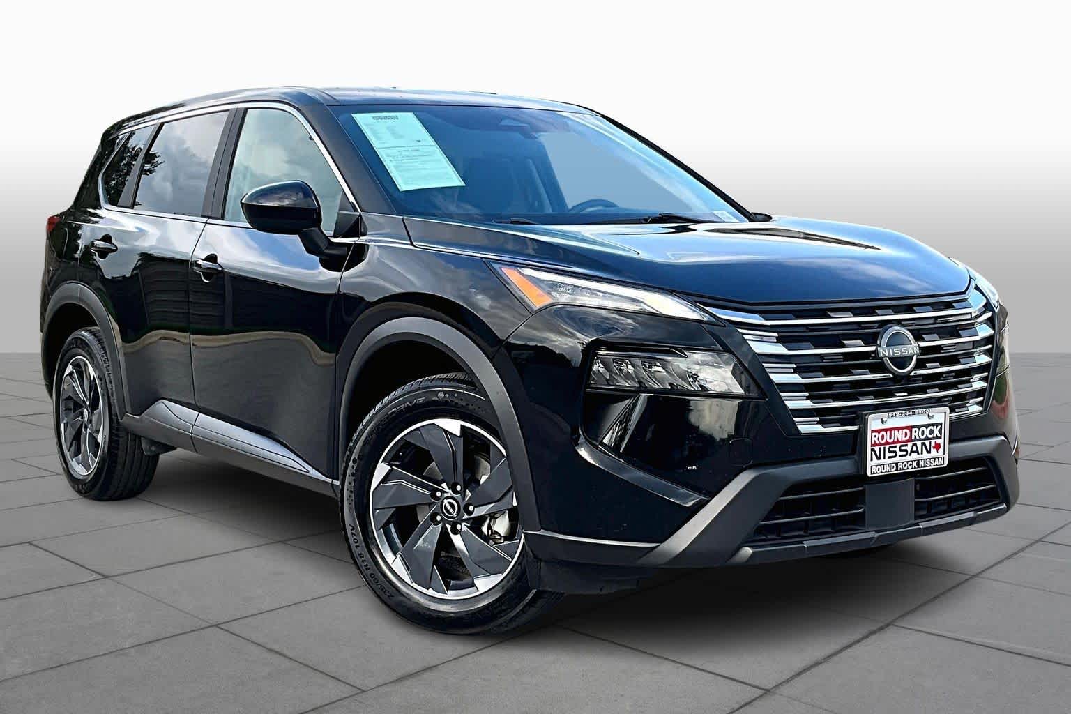 2024 Nissan Rogue SV photo 2