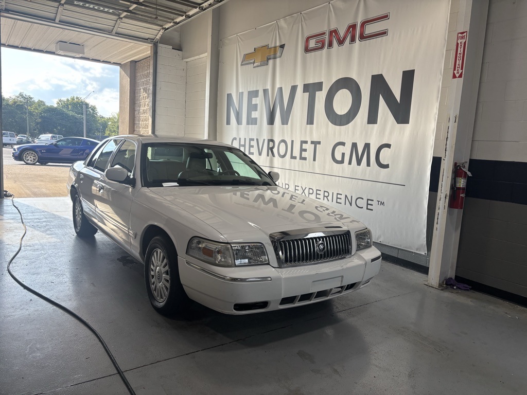 Used 2007 Mercury Grand Marquis LS with VIN 2MEFM75V67X623791 for sale in Shelbyville, TN