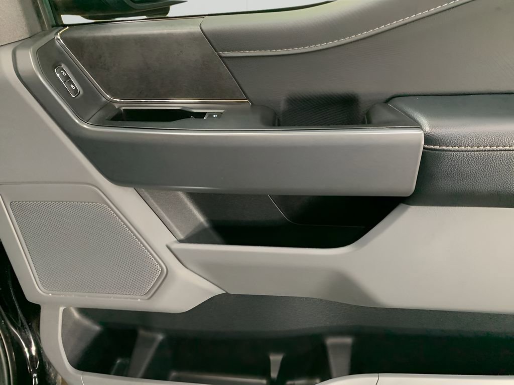 2024 Ford F-150 XLT photo 19