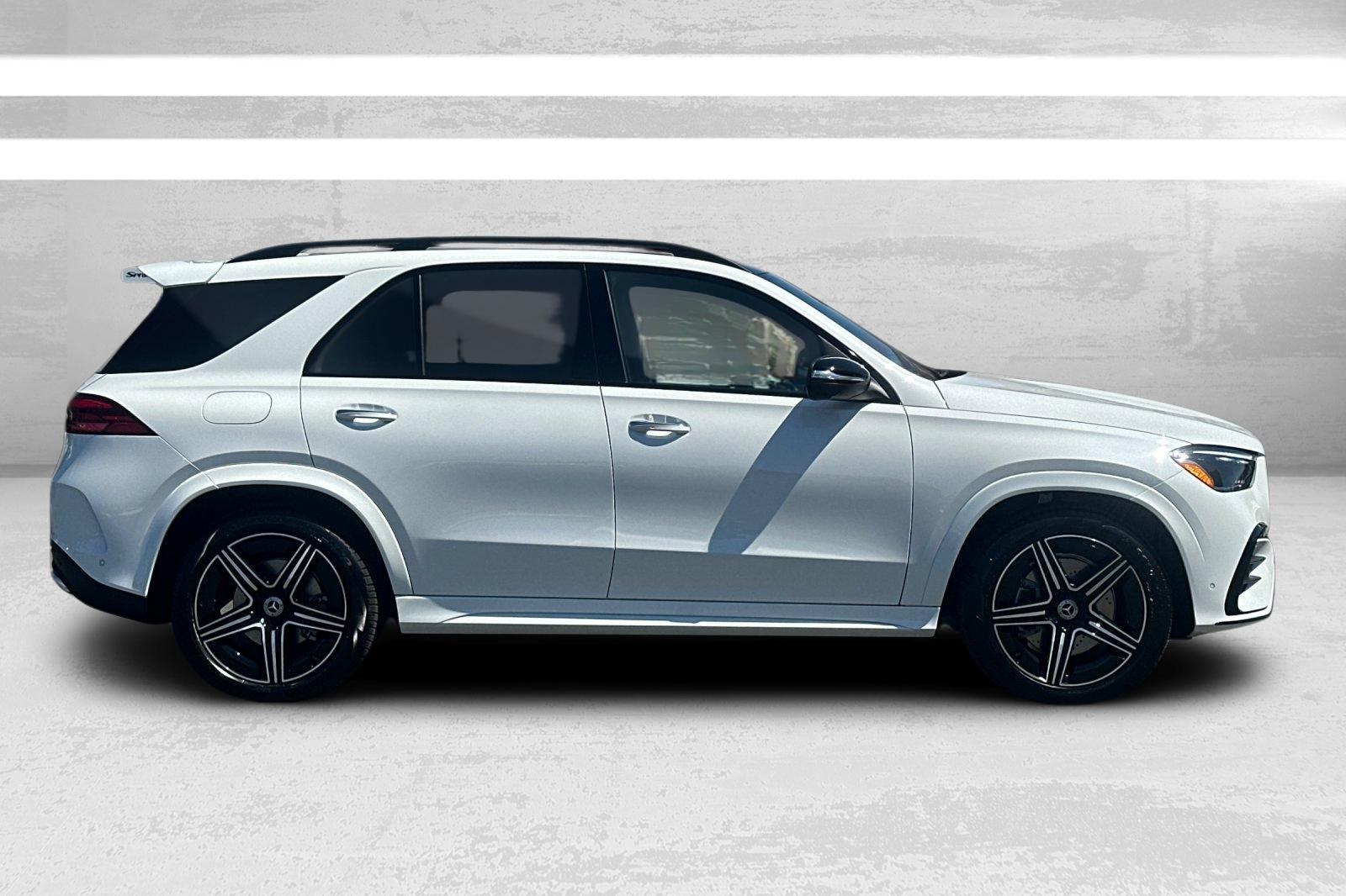 2026 Mercedes Benz GLE 450 4MATIC photo 2