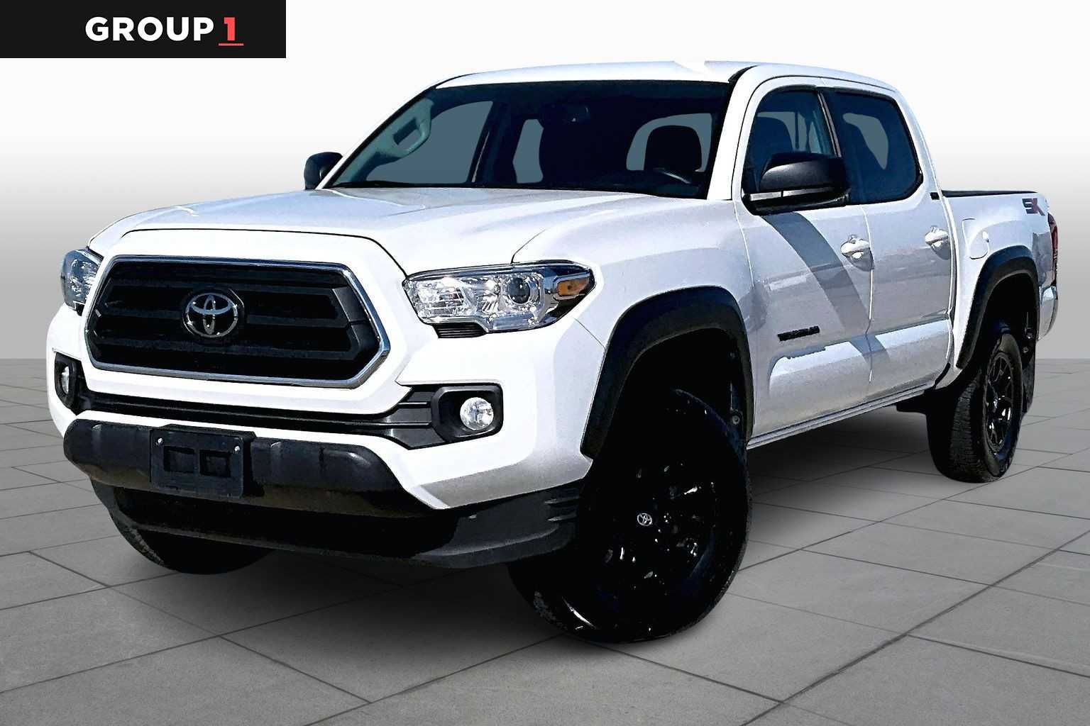2023 Toyota Tacoma SR5's photo