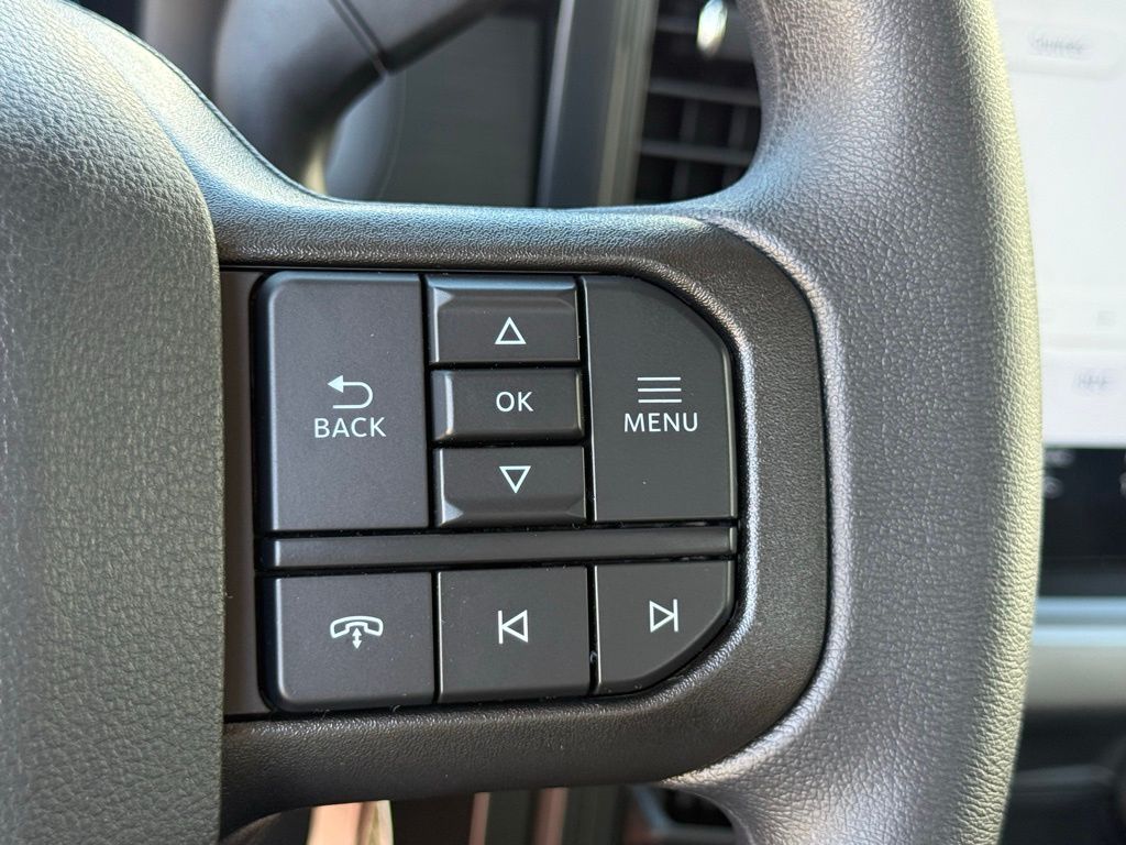 2025 Ford F-150 XL photo 11