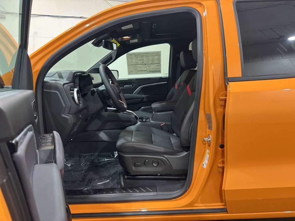 2025 Chevrolet Colorado Z71 photo 7