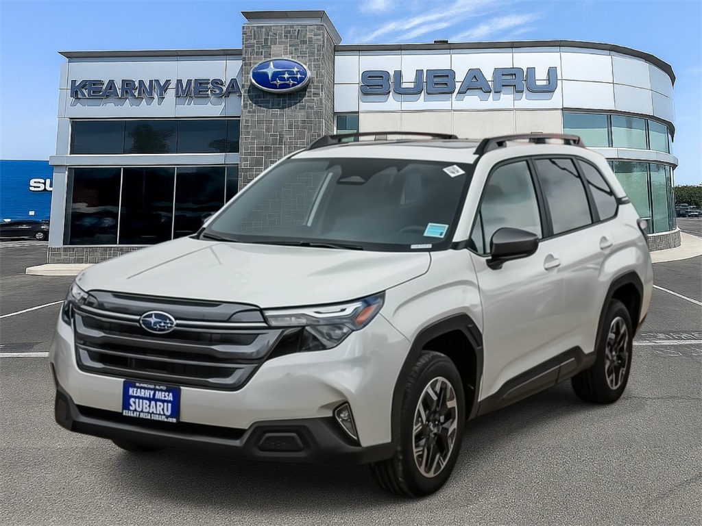 2025 Subaru Forester Premium Base photo 2