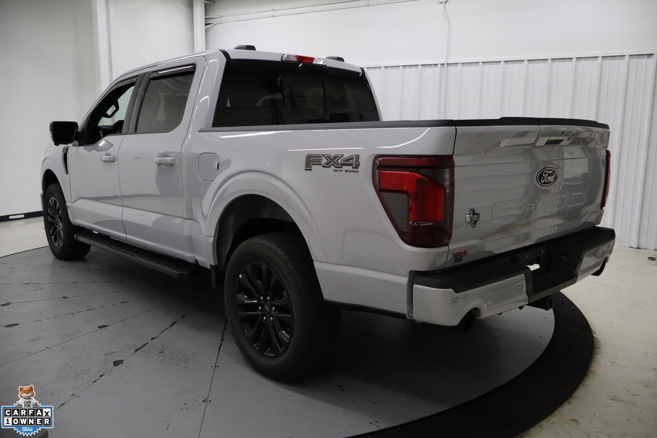 2025 Ford F-150 XLT photo 3