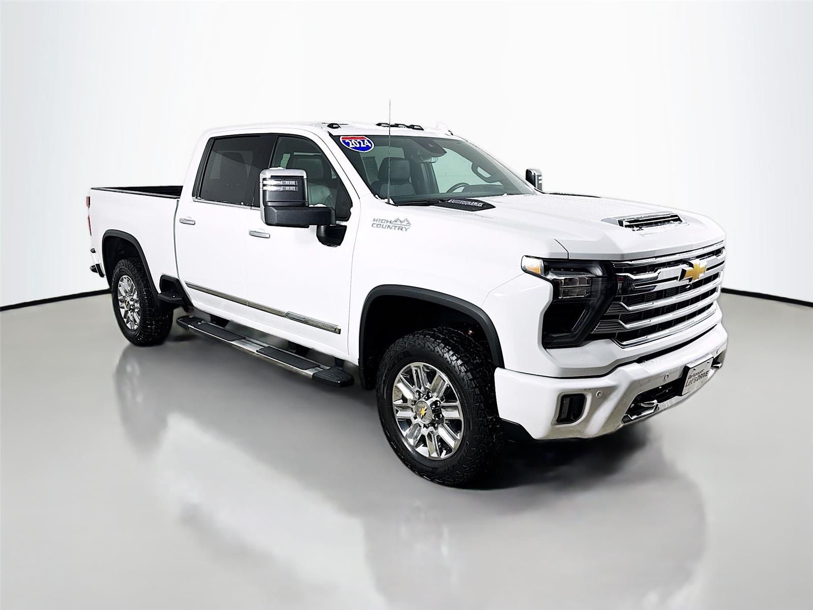 2024 Chevrolet Silverado HD High Country's photo