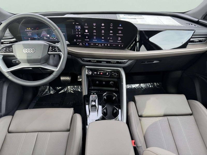2025 Audi Q5 2.0T Premium Plus photo 10