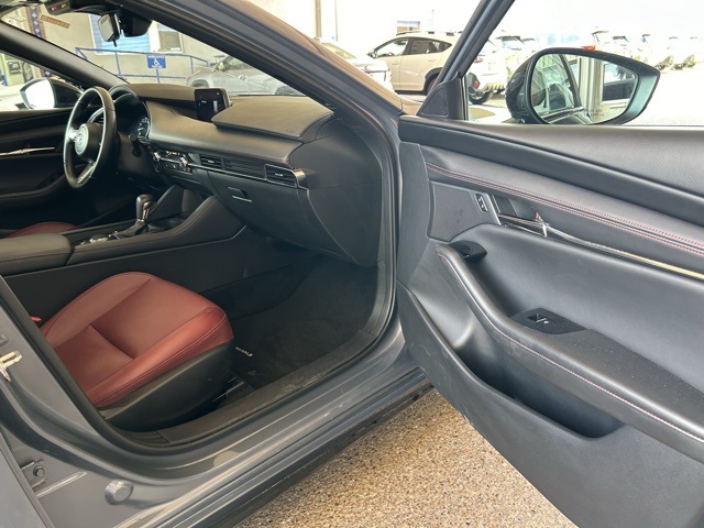 2025 Mazda Mazda3 2.5 s Carbon photo 20