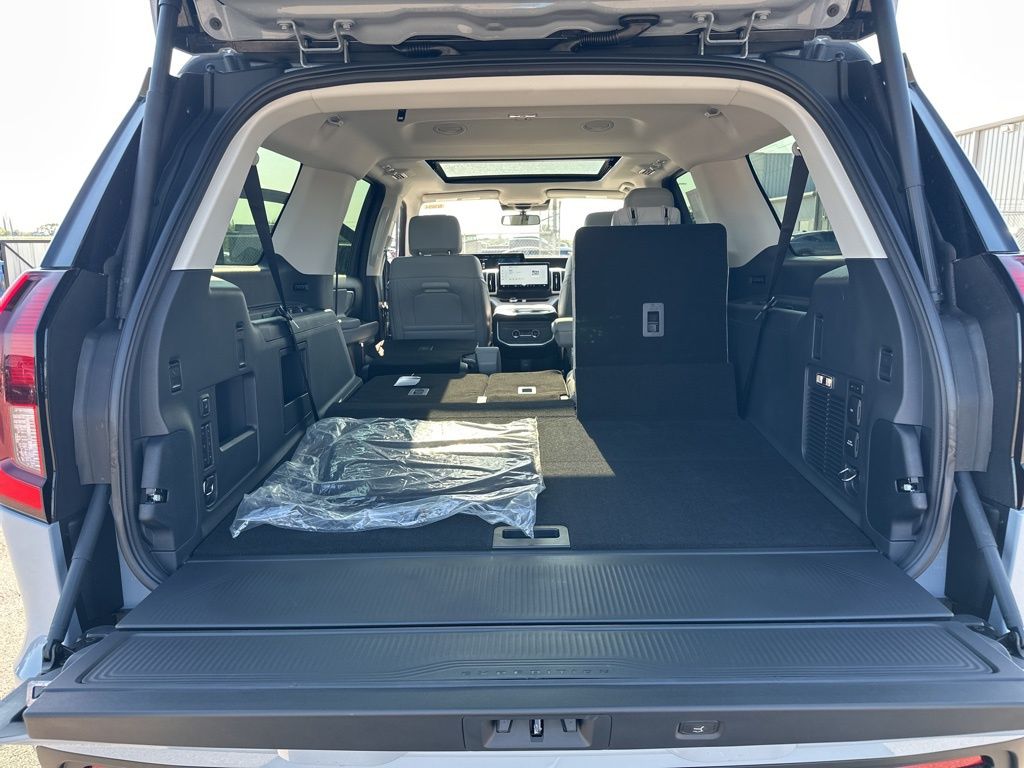 2025 Ford Expedition MAX photo 43