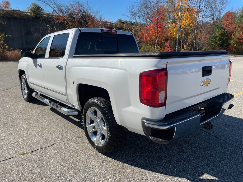 2018 Chevrolet Silverado 1500 LTZ photo 3