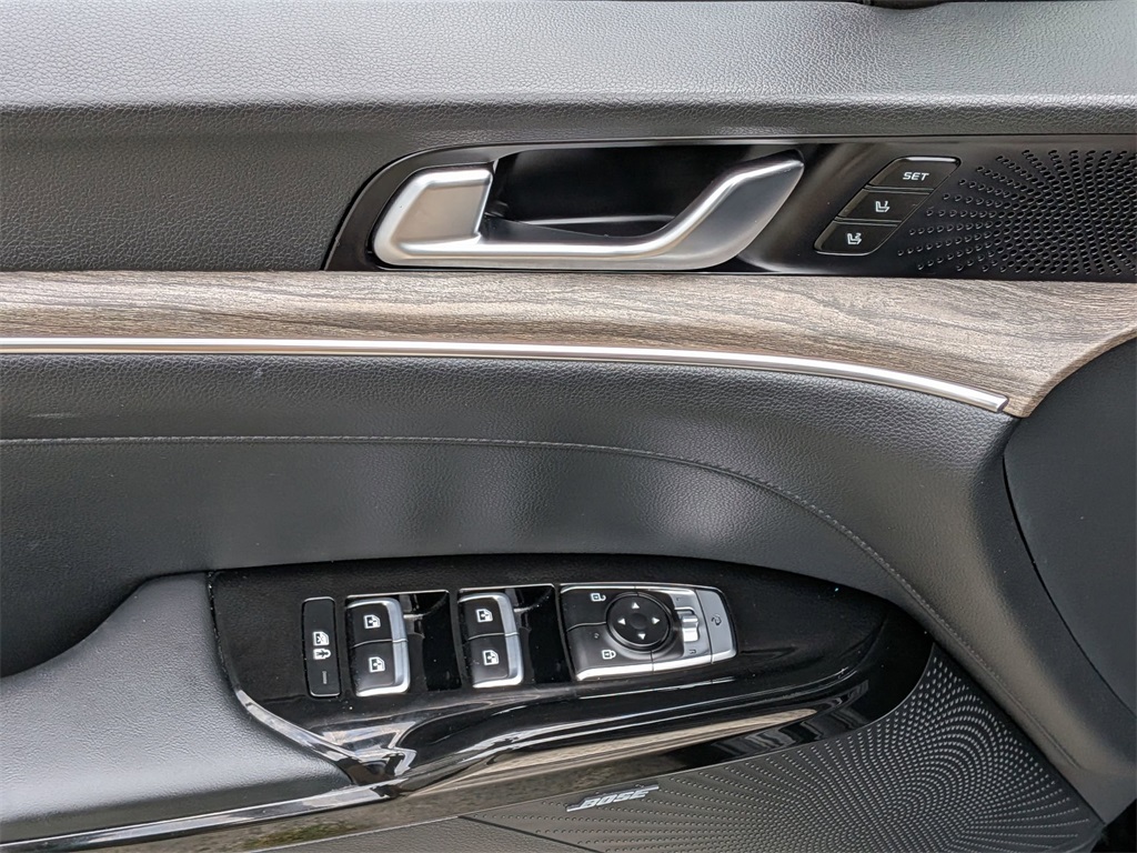 2023 Kia K5 EX photo 10
