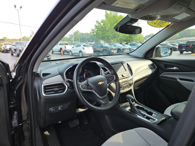 2023 Chevrolet Equinox LT photo 23
