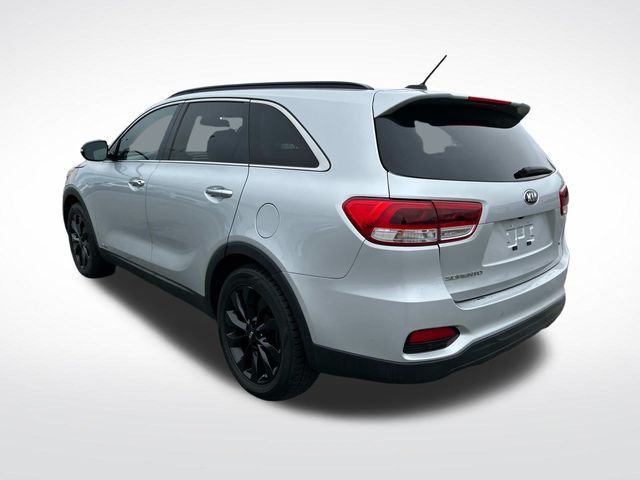 2019 Kia Sorento S photo 4