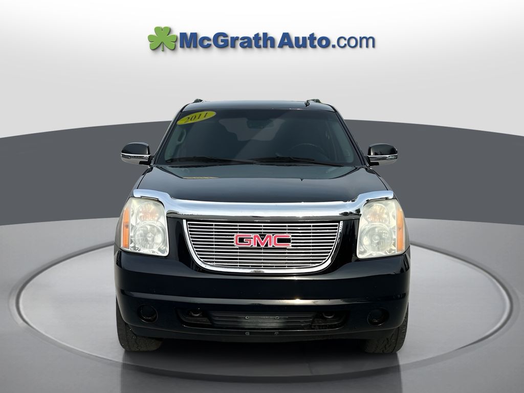 Used 2011 GMC Yukon XL SLE with VIN 1GKS2HE31BR193220 for sale in Iowa City, IA