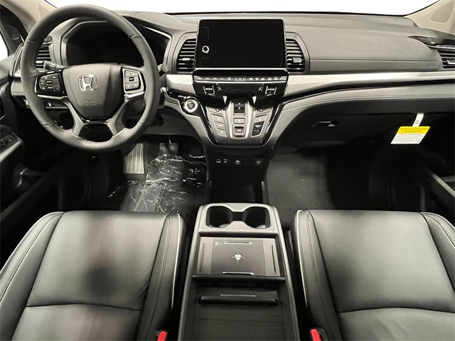 2026 Honda Odyssey Touring photo 13
