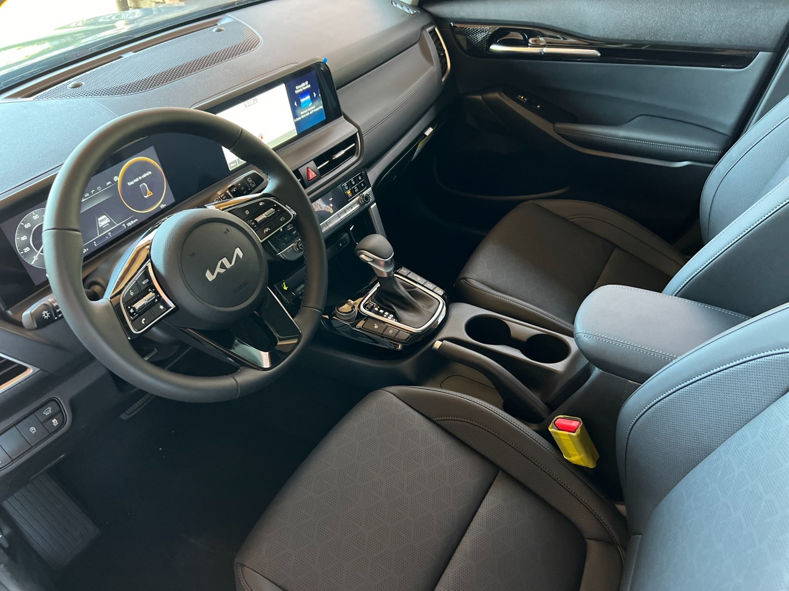 2026 Kia Seltos EX photo 9